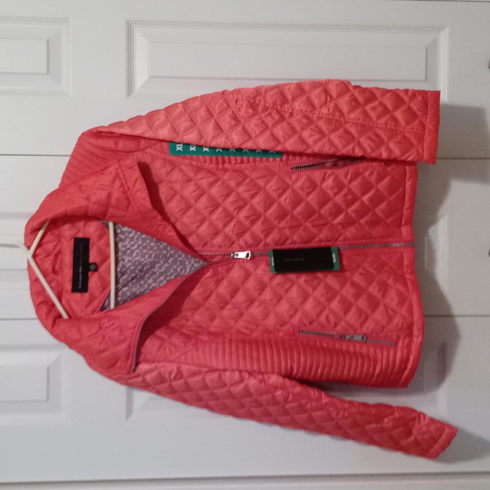 Lightweight jacket